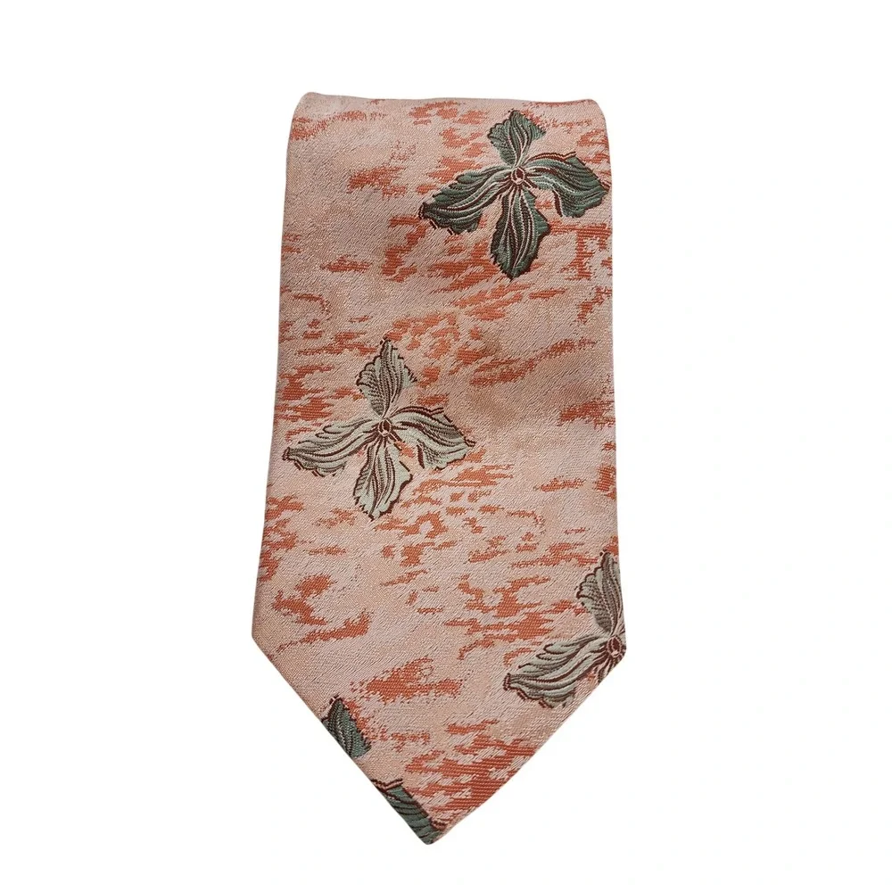 Vintage Fashionaire by Beau Brummell Peach Floral Butterfly Wide Necktie Retro